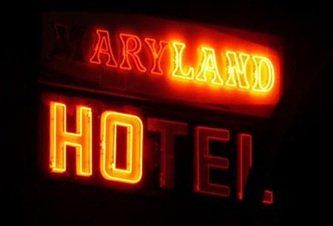 Broken Noen Sign, Burnt Out Neon Repair